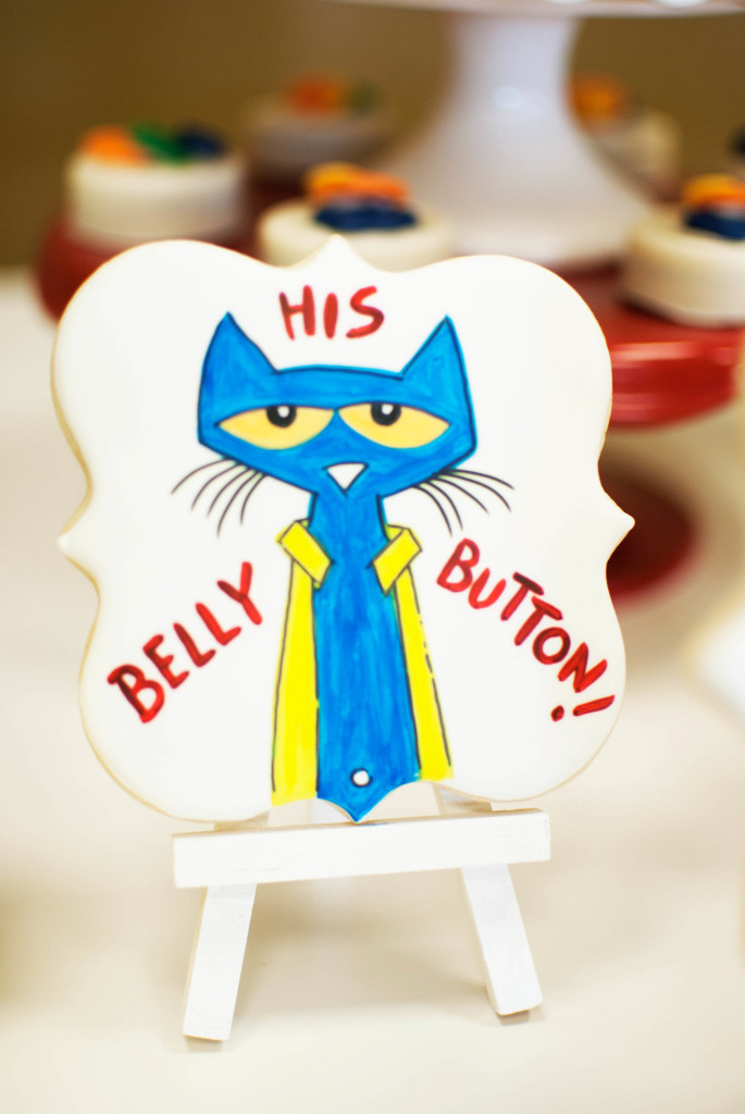 Pete the Cat and his four groovy buttons birthday party