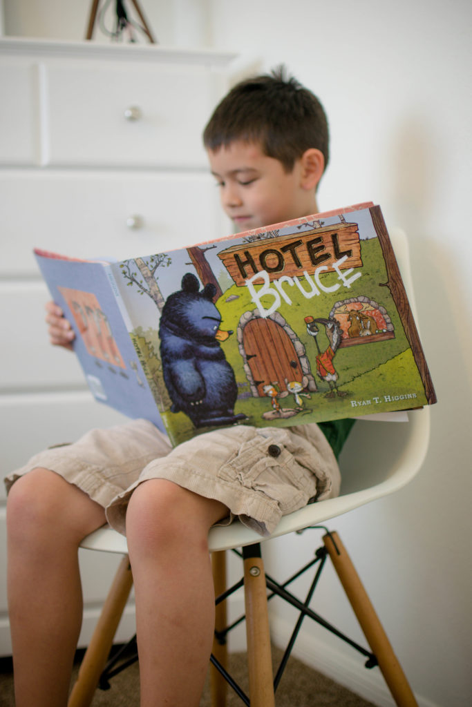 Kids Book - Hotel Bruce by Disney
